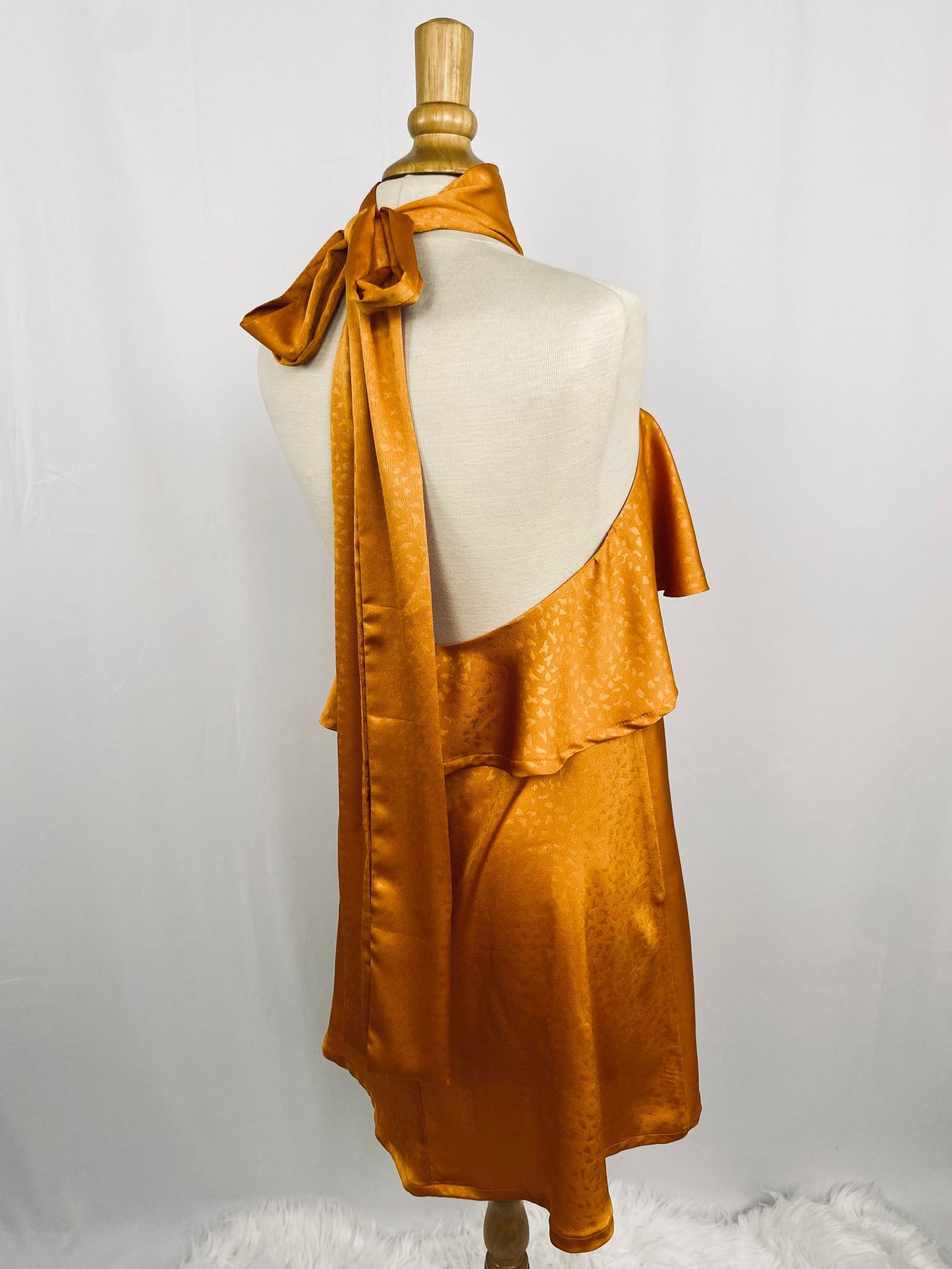 Robe à nœud