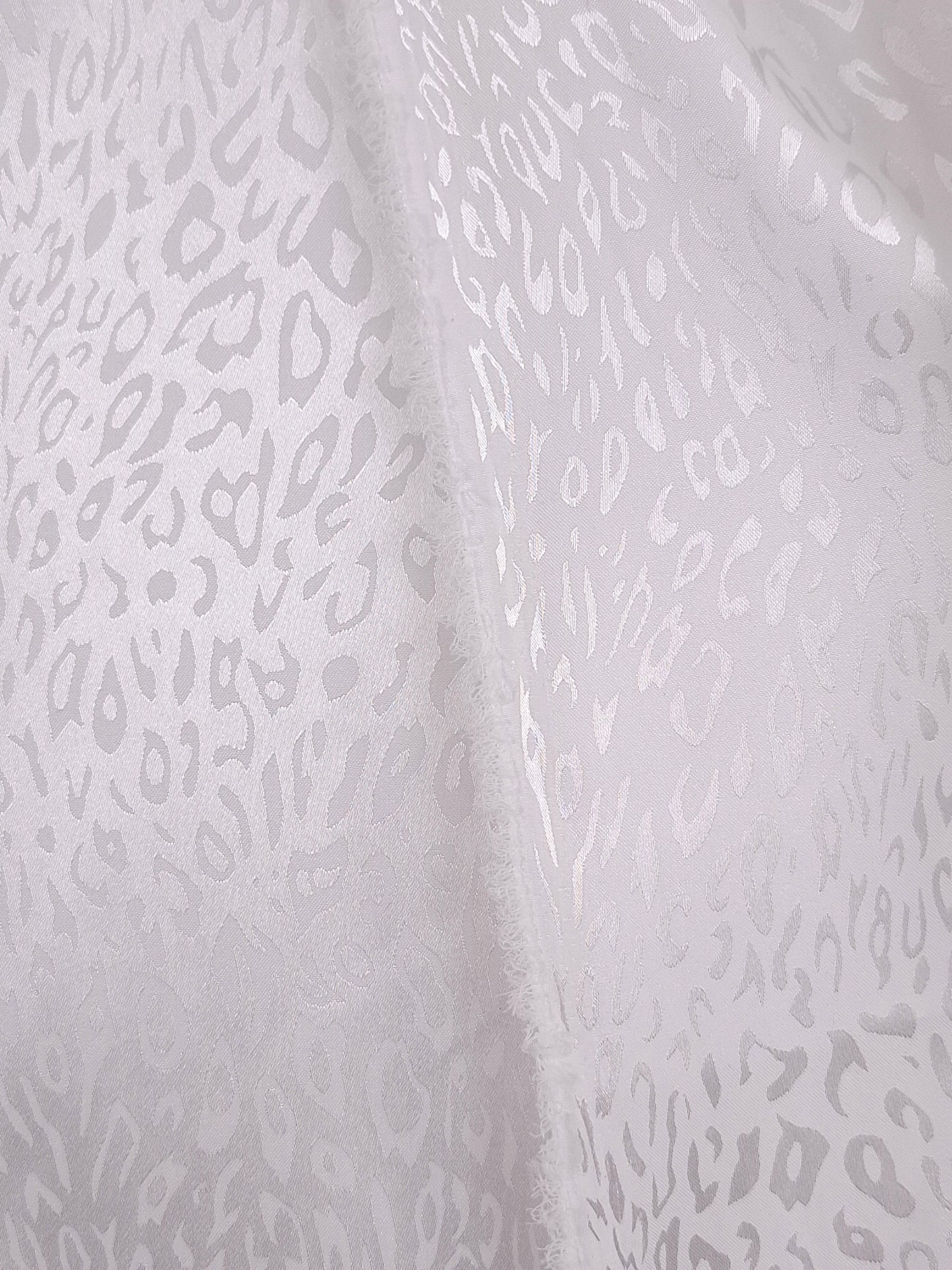 Robe Jacqueline